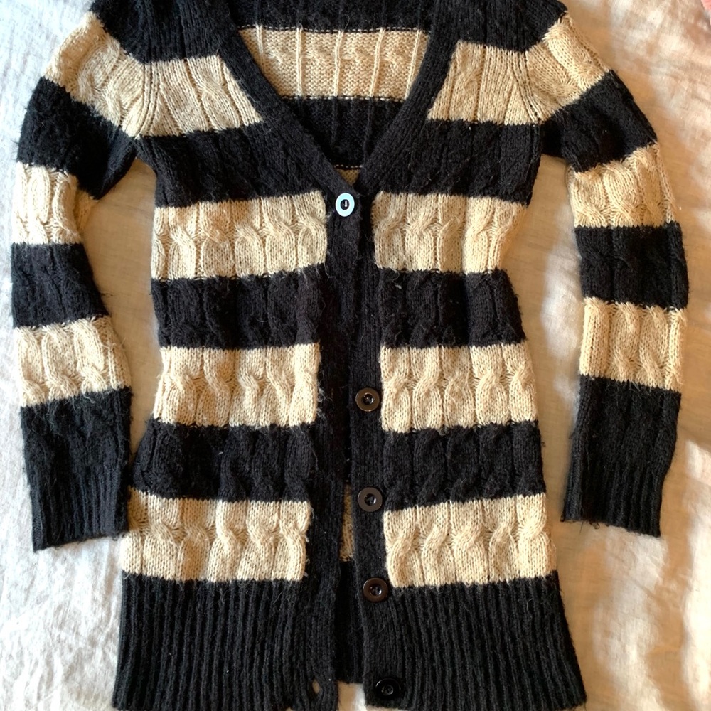 Super Soft Cable Knit Cardigan Sweater